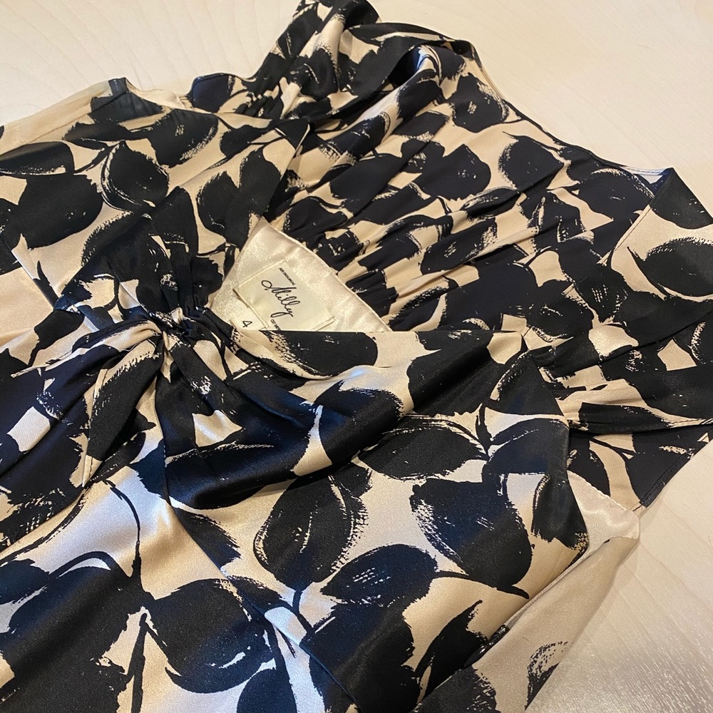 Milly fancy shirt silk size 4.
